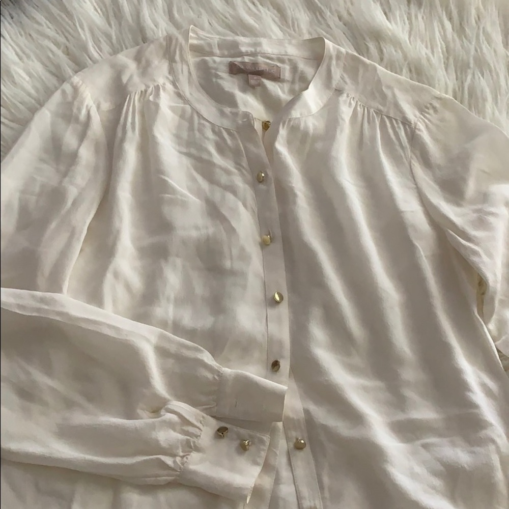 Banana Republic cream silk blouse